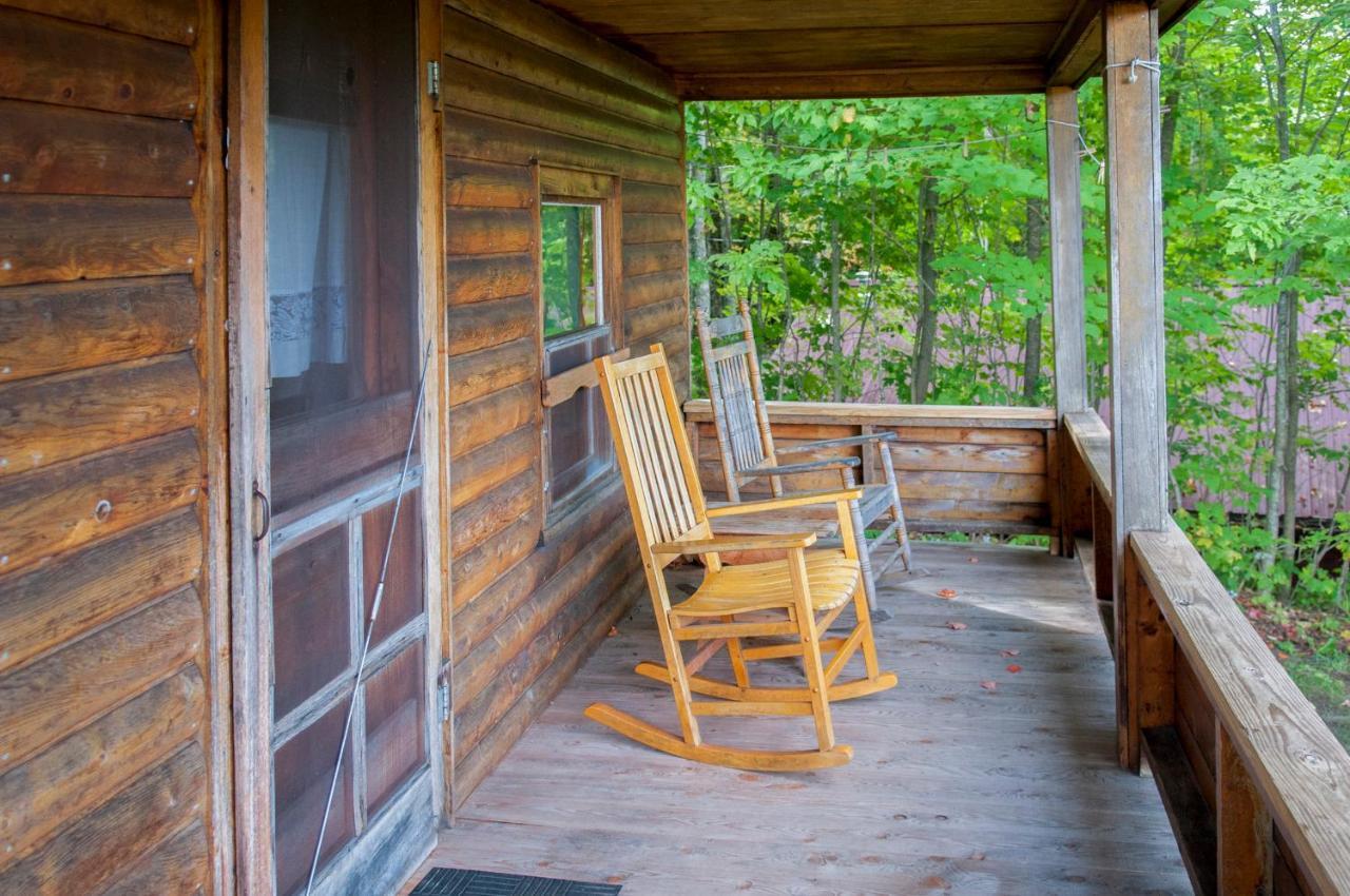 Mountain Lake Cottages Westmore Bagian luar foto