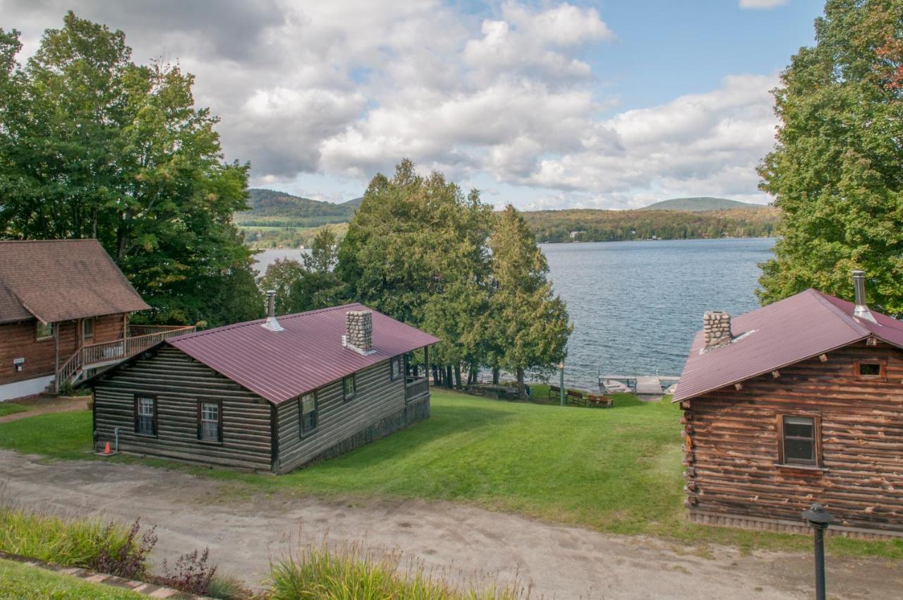 Mountain Lake Cottages Westmore Bagian luar foto
