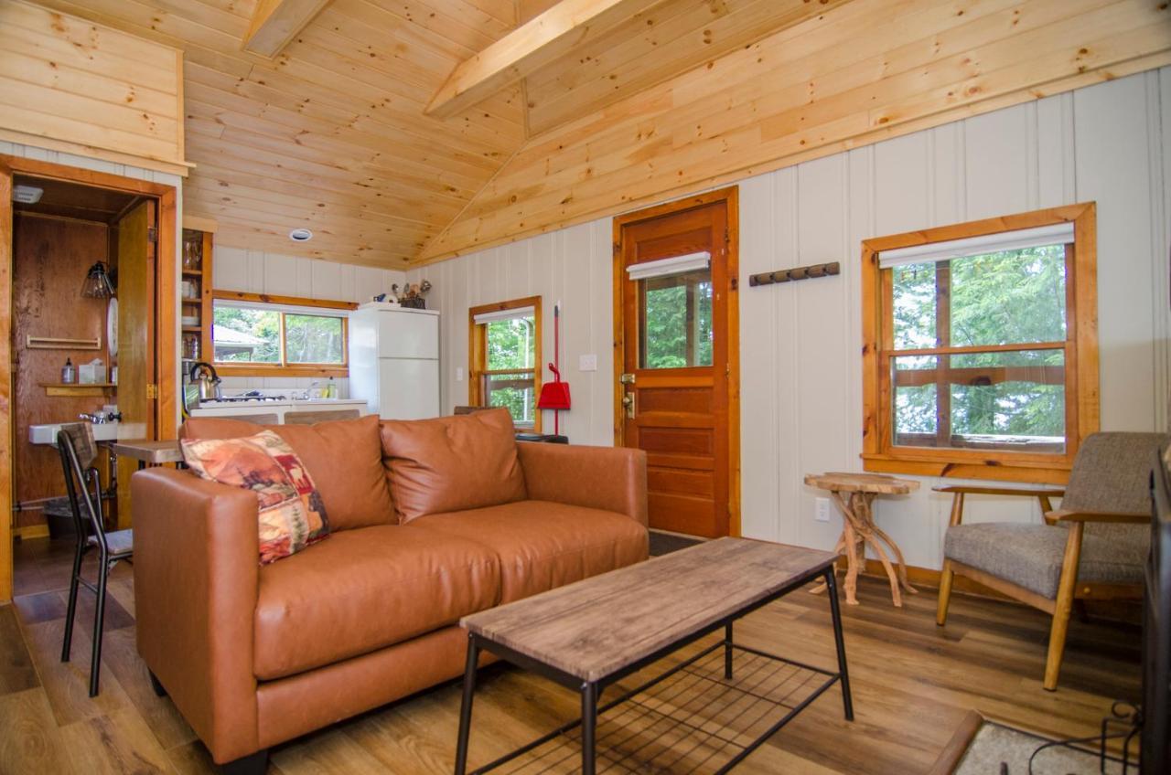 Mountain Lake Cottages Westmore Bagian luar foto