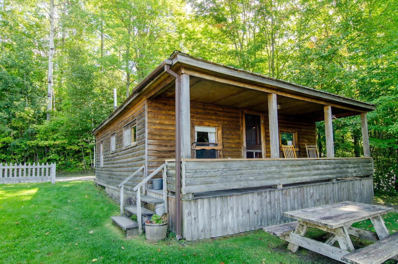 Mountain Lake Cottages Westmore Bagian luar foto