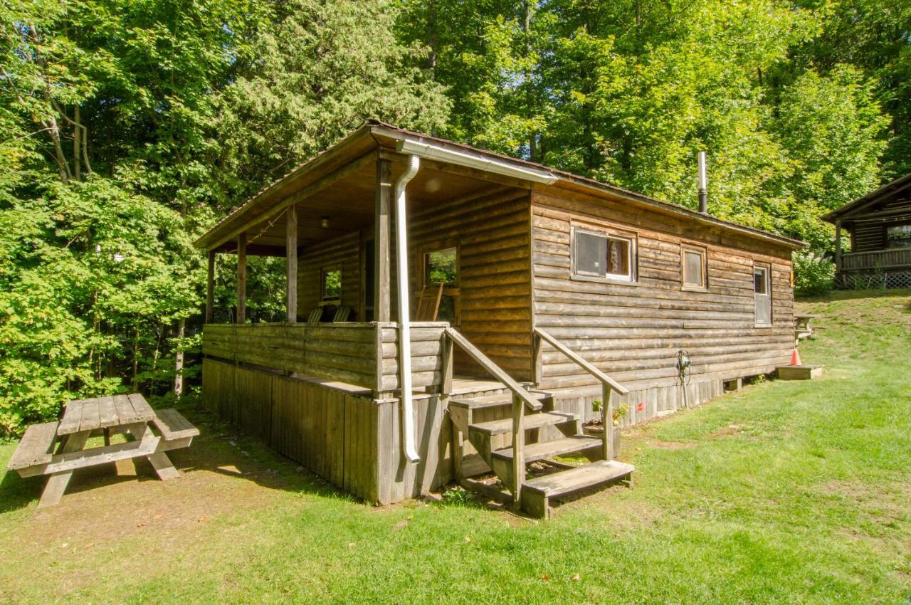 Mountain Lake Cottages Westmore Bagian luar foto