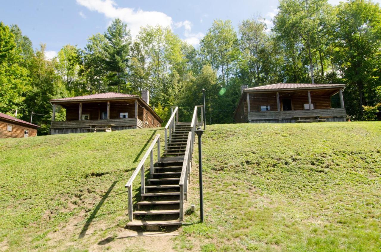 Mountain Lake Cottages Westmore Bagian luar foto
