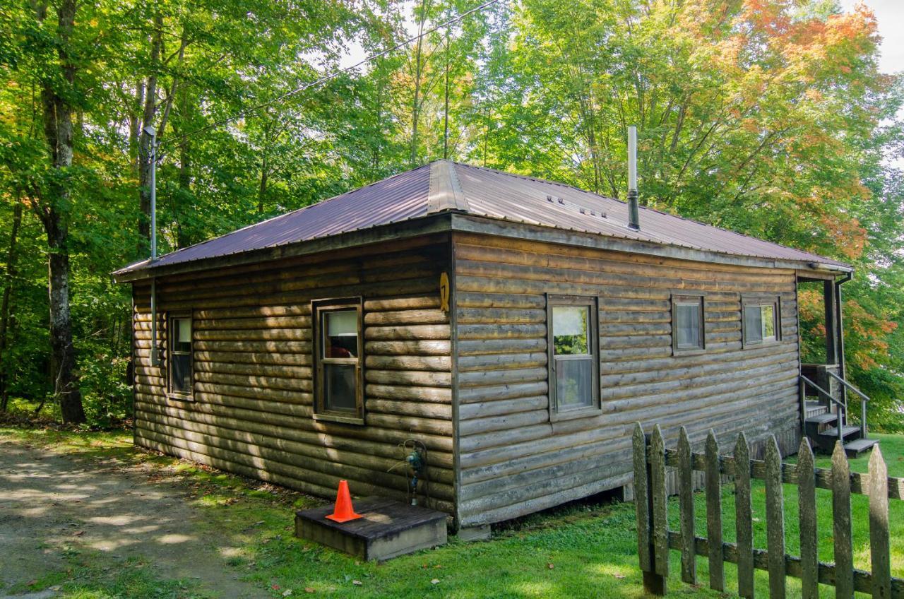Mountain Lake Cottages Westmore Bagian luar foto