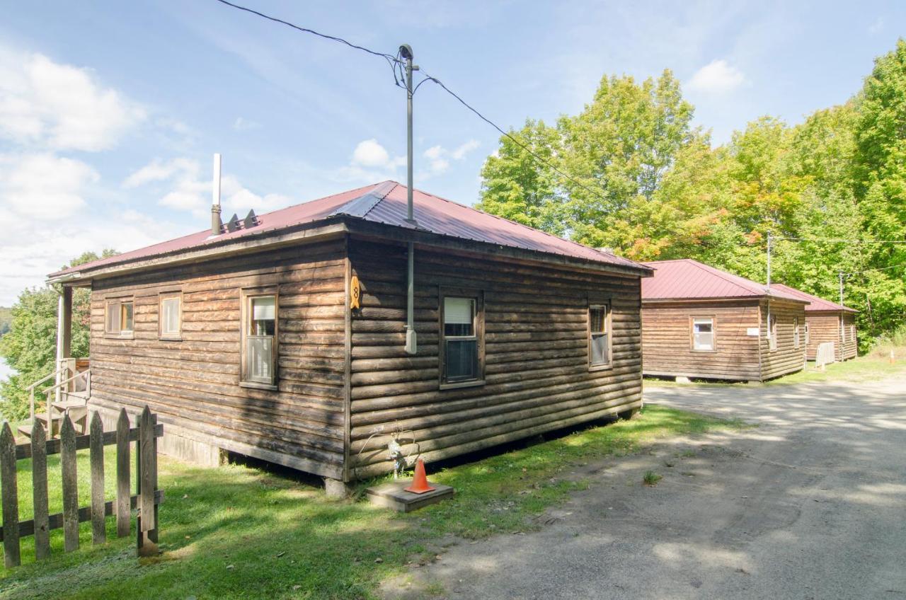 Mountain Lake Cottages Westmore Bagian luar foto